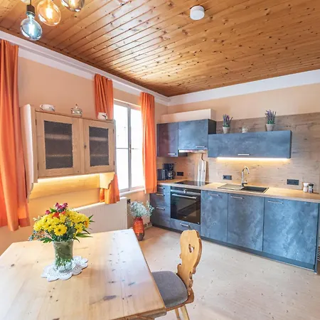 Gribelehof 3*